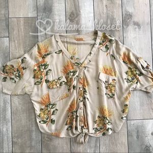 💛SOLD💛ALOHIWAI liko lehua top hawaiian